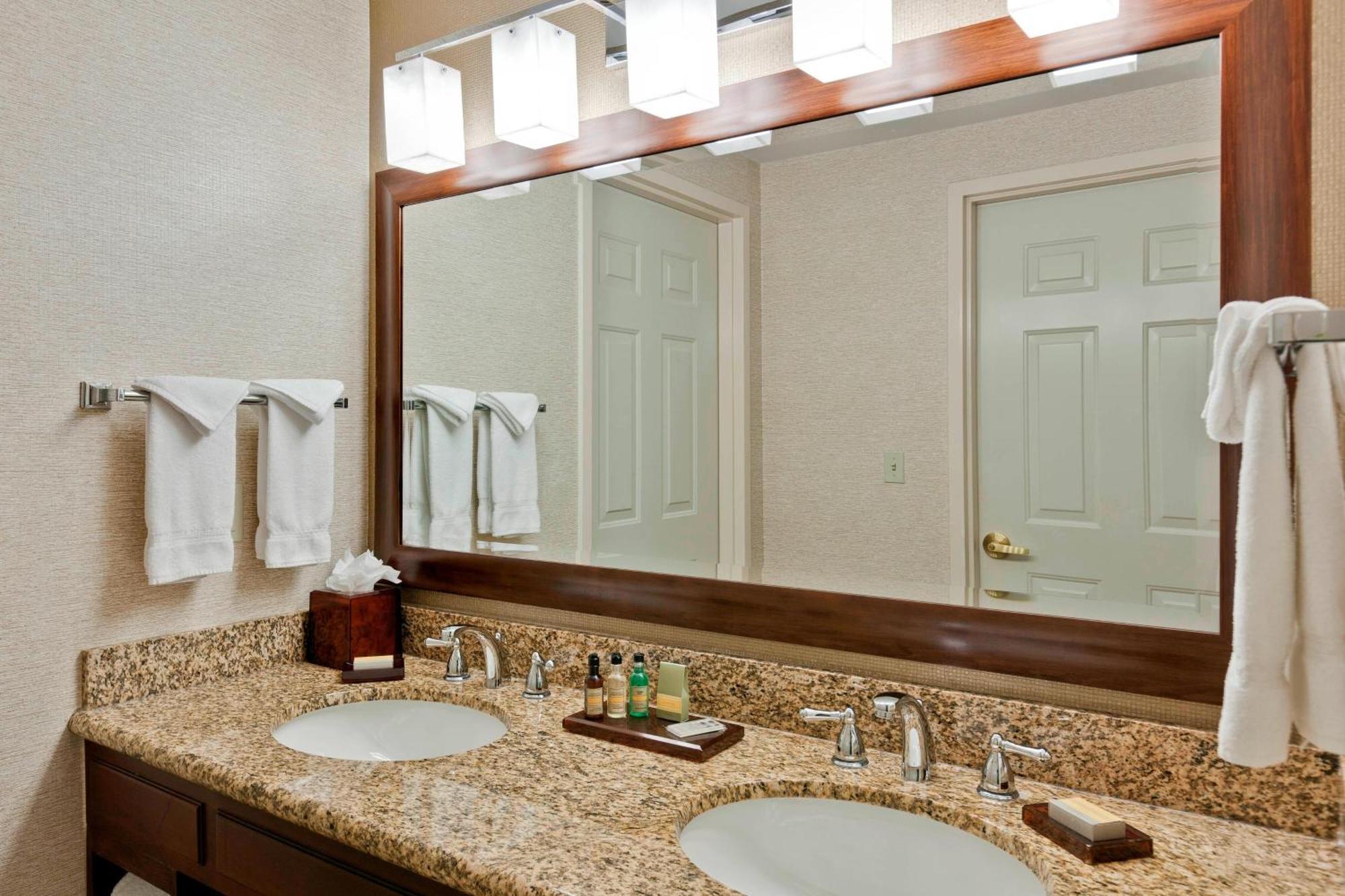Chicago Marriott Midway Hotel Bedford Park Buitenkant foto