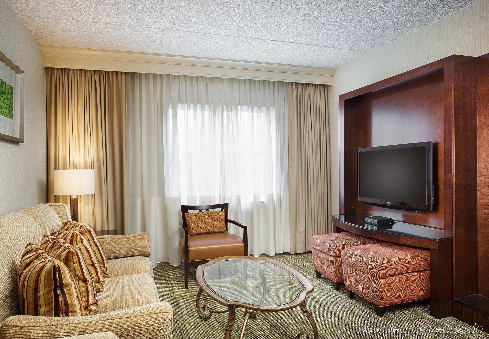 Chicago Marriott Midway Hotel Bedford Park Buitenkant foto